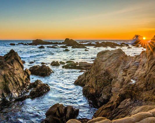 悪夢を見る原因はストレスだけではない？ 身体が眠りの淵で発している意外なサイン